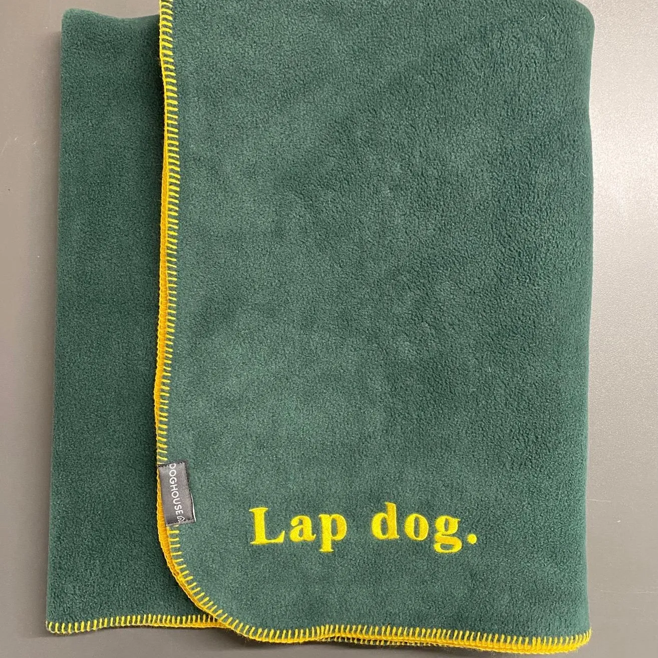 Doghouse Fleece Dog Blanket Statements